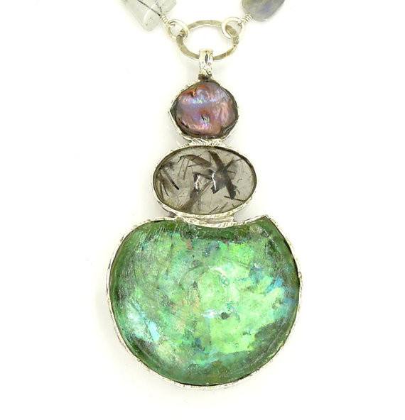 Labradorite, grey pearl, rutilated quartz and glass necklace – Hadas ...